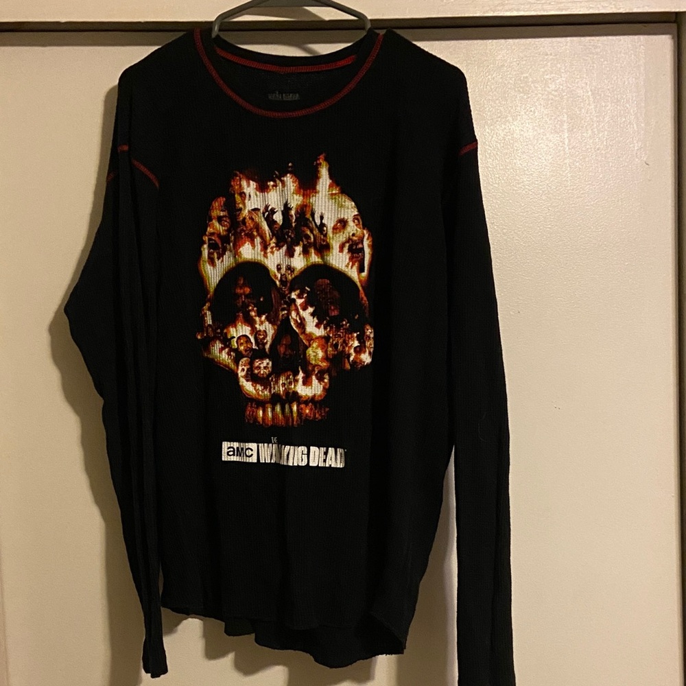 TWD Black Long Sleeve Tee Large